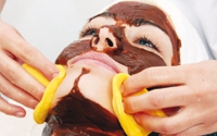 CHOCOLATE FACE TREATMENT